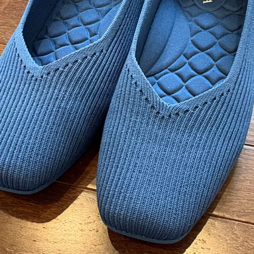 VIVAIA Margot Ballet Flats NWOB Square Toe V Cut Knit Navy Blue Size 40 (9-9.5) - Picture 6 of 13